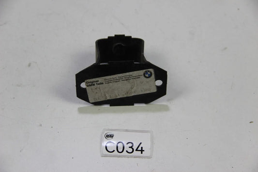 BMW E30 316i-325i Halter Halterung Stoßstange VFL Vorne 3er OEM 51111888122