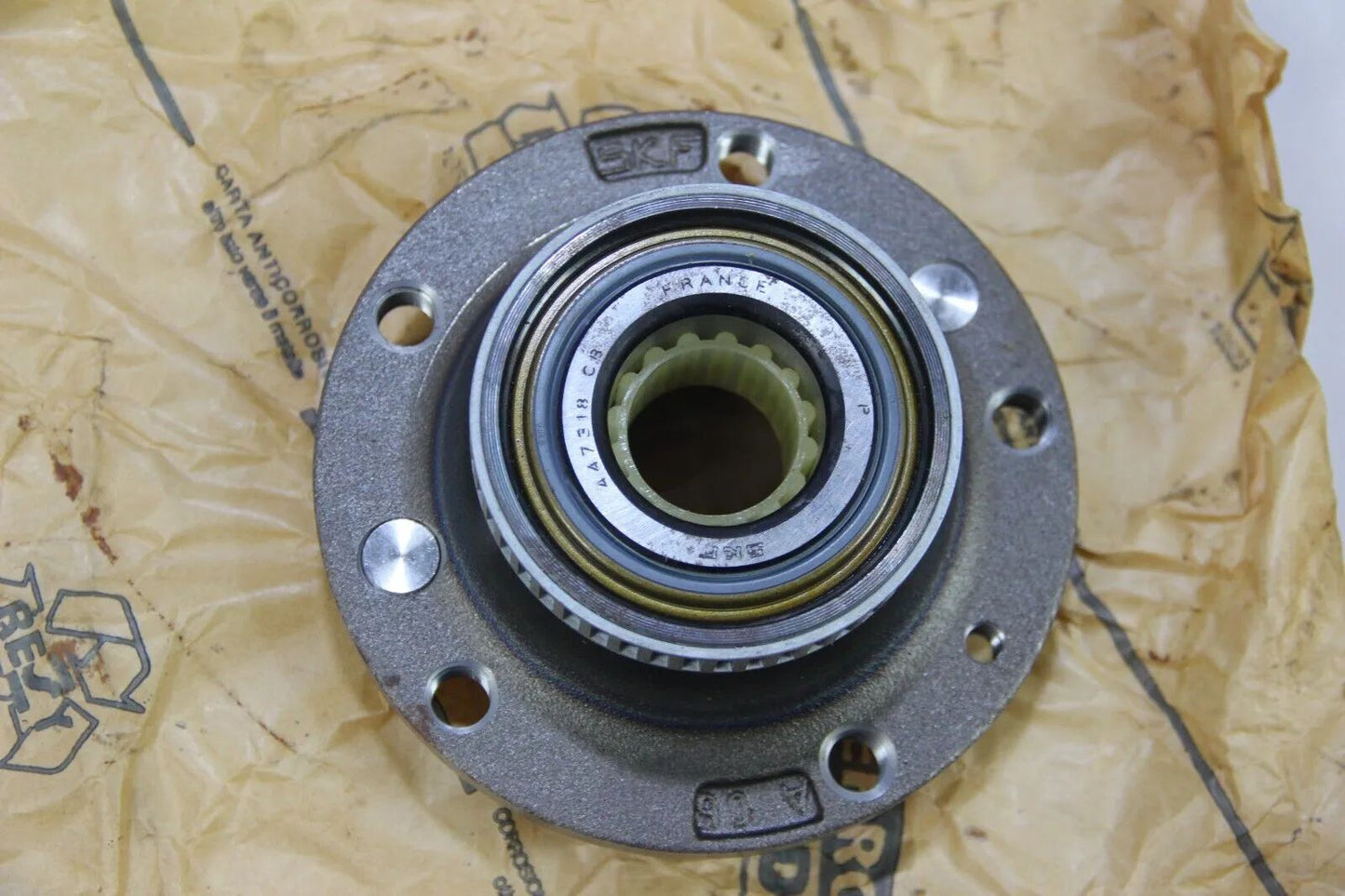 NEU Original BMW Radnabe vorne Li+Re Radlager NOS 850csi 750ils M5 31212226904