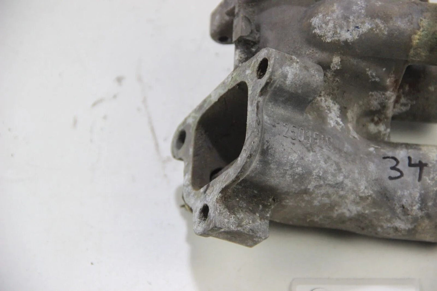 BMW E9 3.0 CSI CSL E3 3.0Si Thermostatgehäuse Wasserflansch OEM 1250351