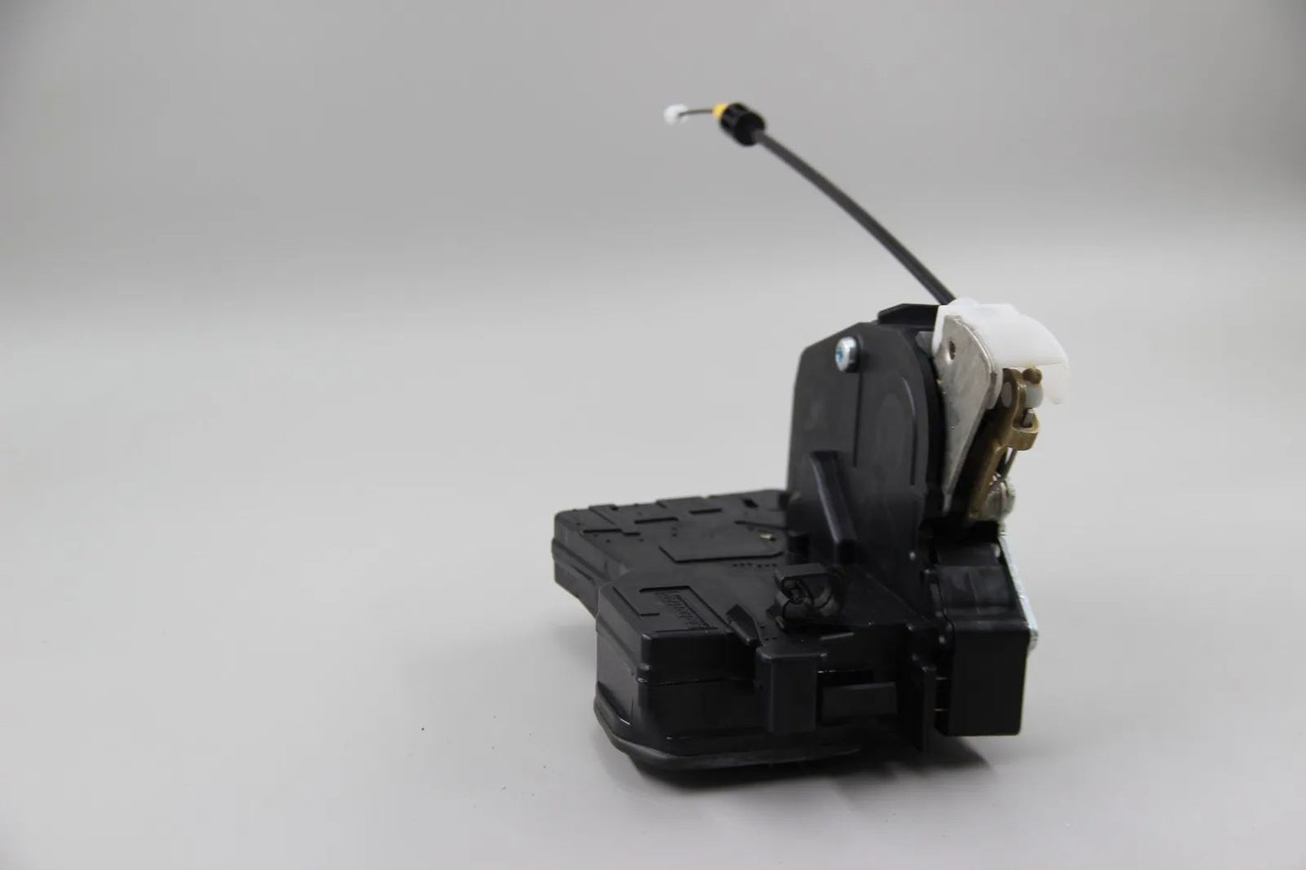 Original BMW E65 E66 Basisschloss hinten links NOS  51227012145