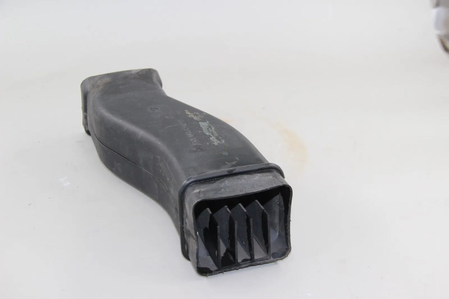 Original BMW E30  Belüftungsstutzen Stutzen rechts M Technic  51712238868