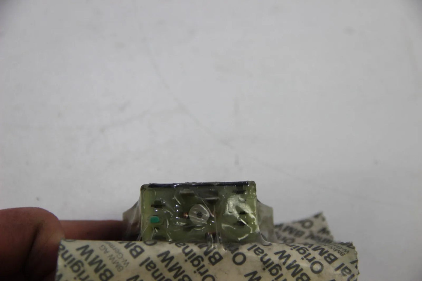 Original BMW E23 E28 E30  Schalter Switch Luftverteilung Mitte 61311366493