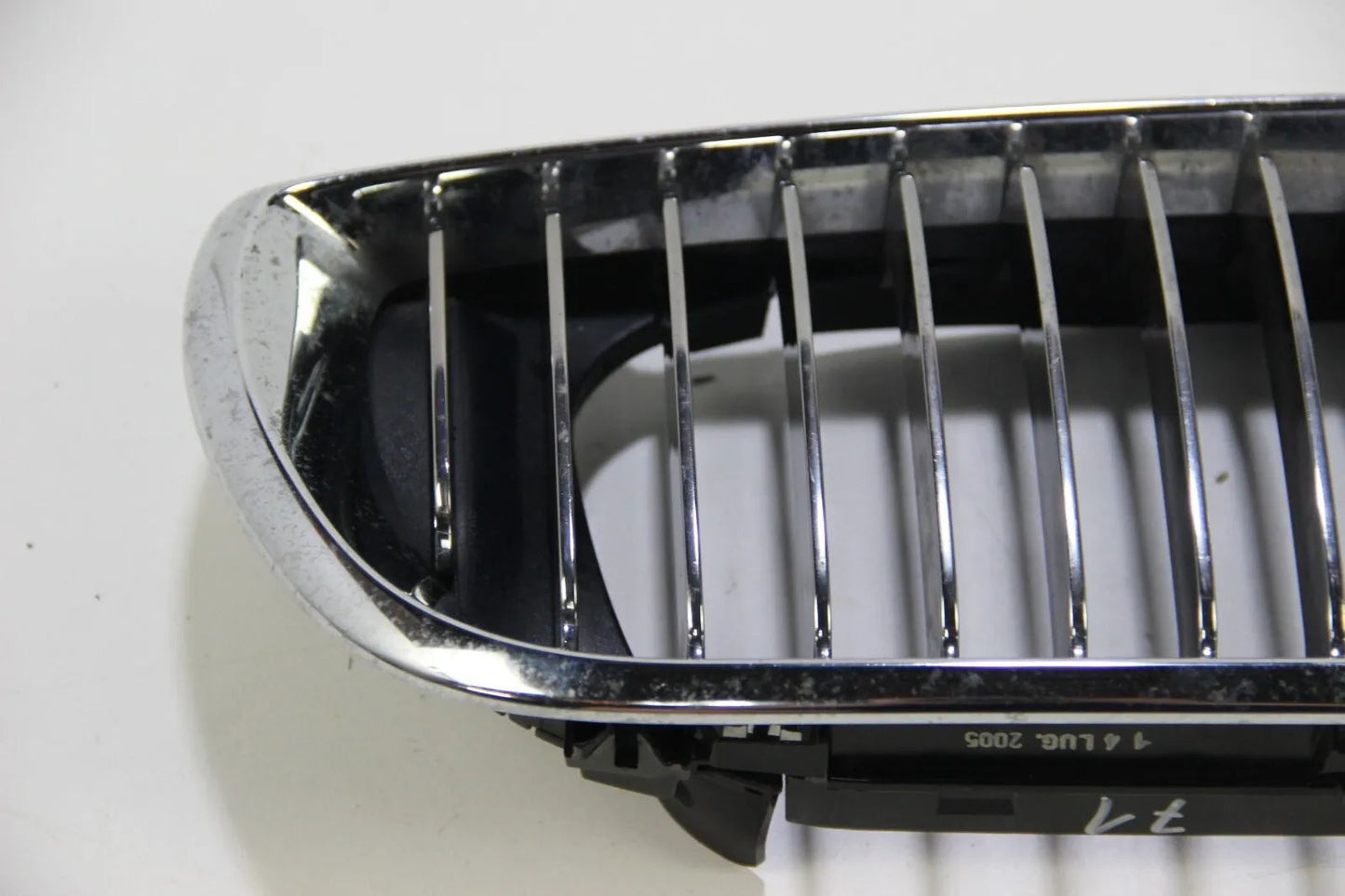 Original BMW E46 2001-2005 Niere Kühlergrill Ziergitter Chrom Rechts 51137030548