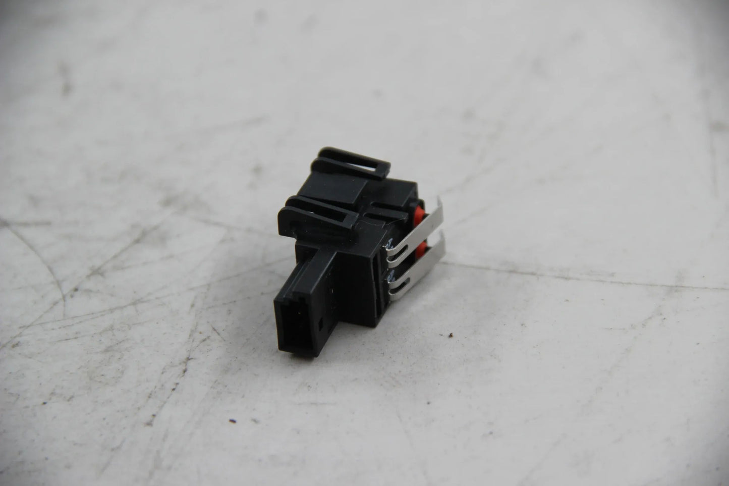 Original BMW E46 316i-330i M3 Microschalter Heckklappenverschluss 51247002354