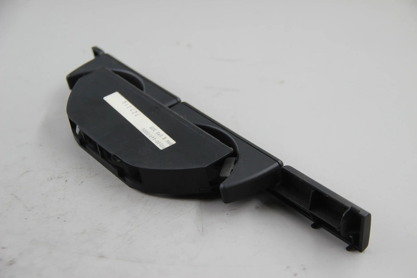 Original BMW E39 520i-540i M5 Getränkehalter vorn schwarz NOS NLA 51168190205