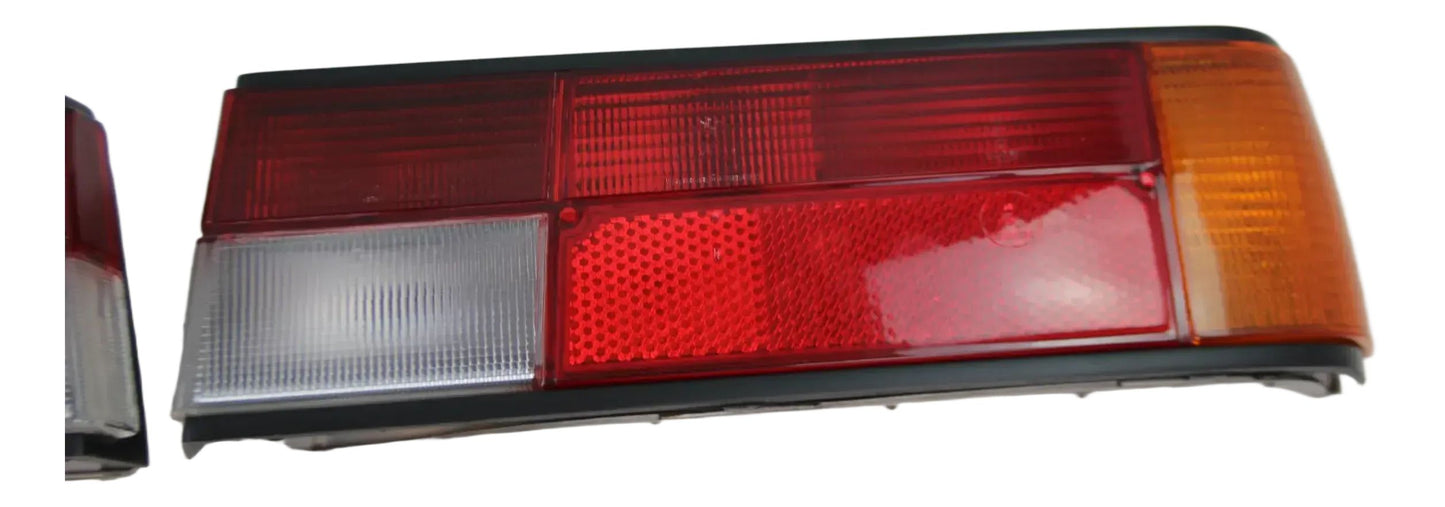 Original BMW E24 628CS-635CSi M635CSi E26 M1 Heckleuchte links + rechts komplett shadowline