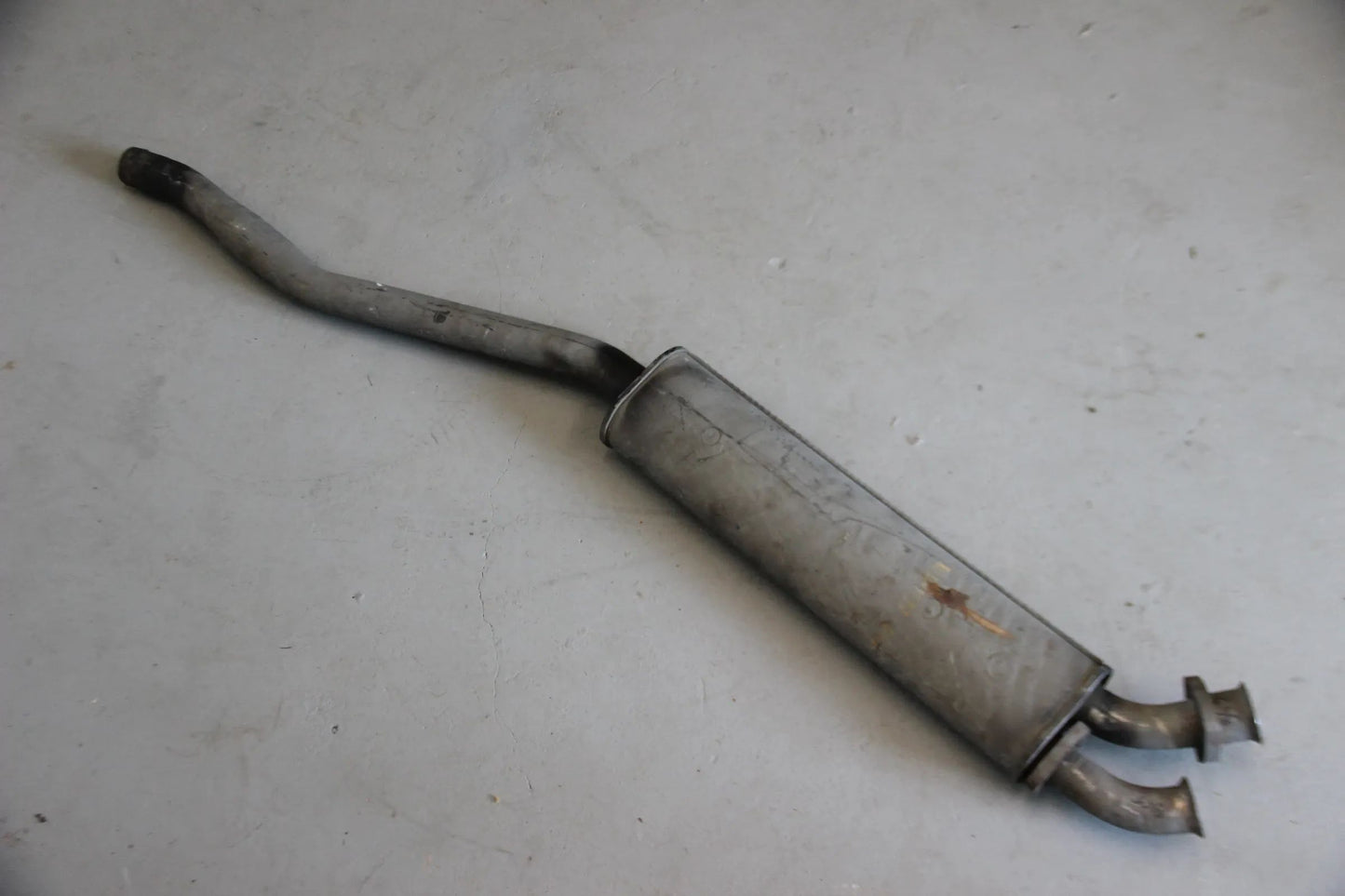 Original BMW E30 320i M20 324d M21 Vorschalldämpfer 18121177945