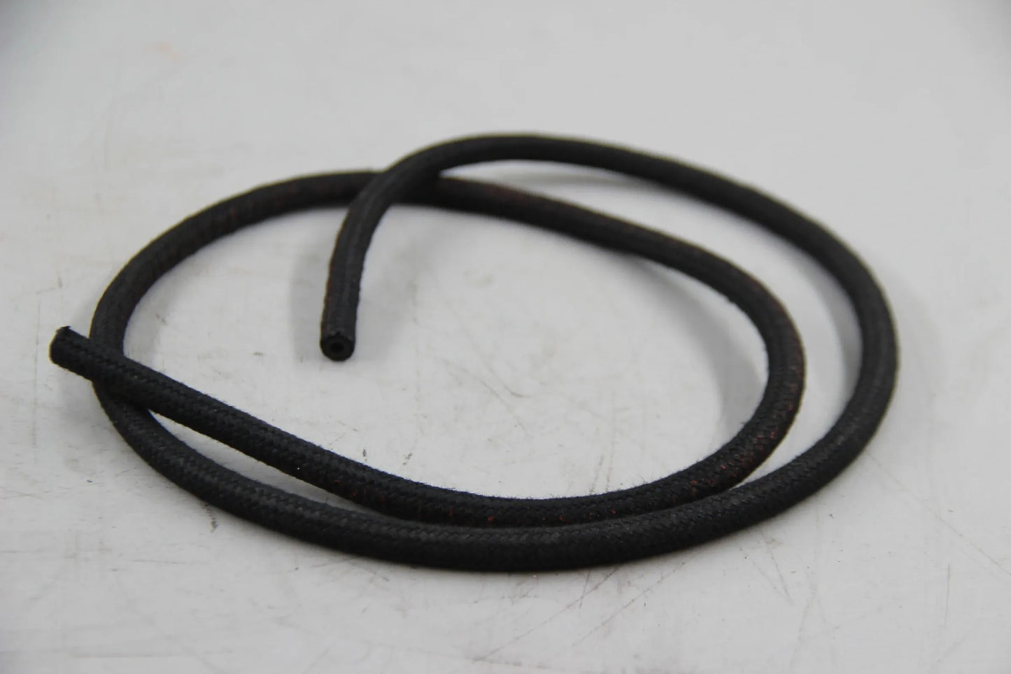 Original BMW E30 324td E36 E28 524td E34 E39 E38 725tds Schlauch 13622242620