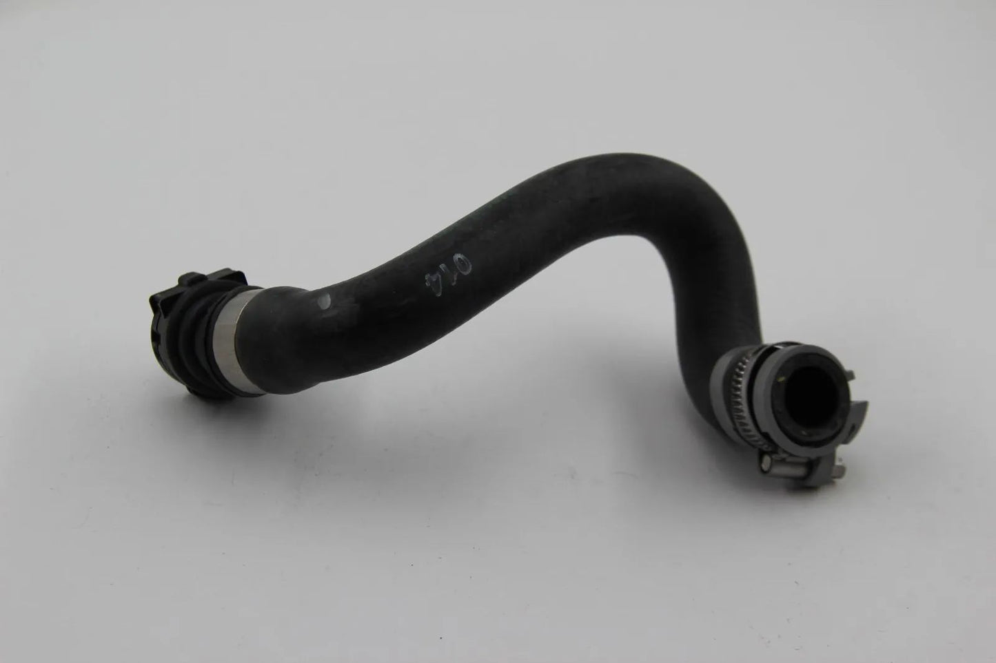 Original BMW E46 M3 S54 M3 CSL S54 Schlauch Heizkörper-Motorrücklauf 64216902680