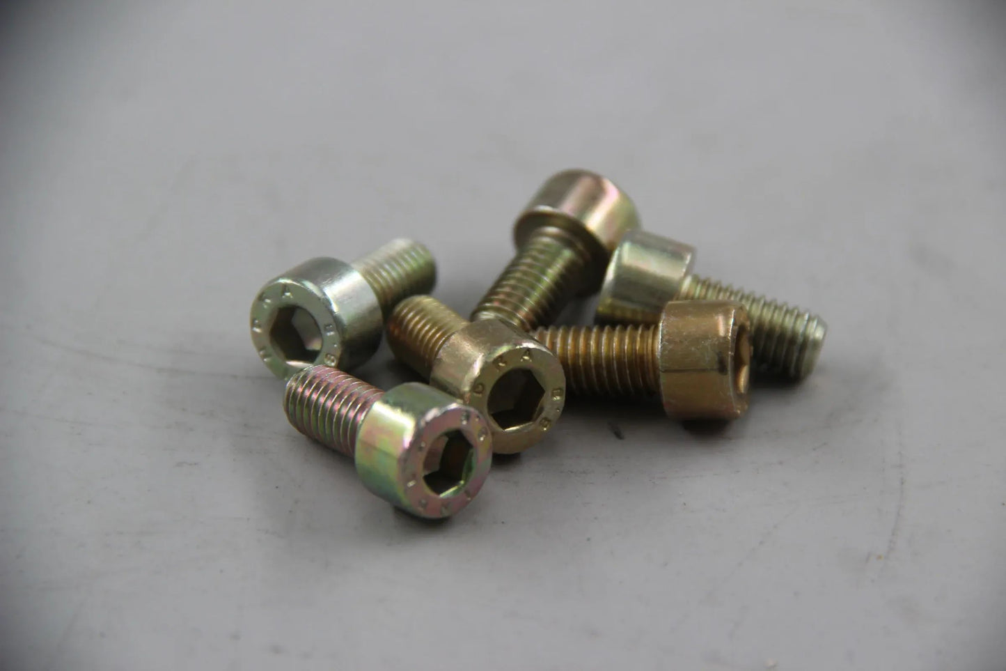 Original BMW E30 E36 E28 E34 E24 E23 E10 6x Zylinderschraube M8X16 07119919939