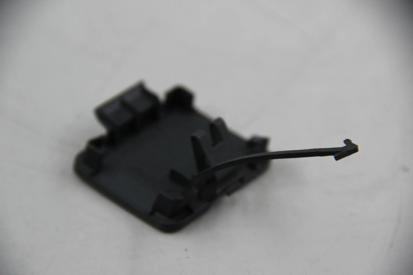 Orig. BMW Z3 1.8 1.9 2.0 2.2i 2.5 2.5i 2.8 3.0i Abdeckung grundiert 51118398767