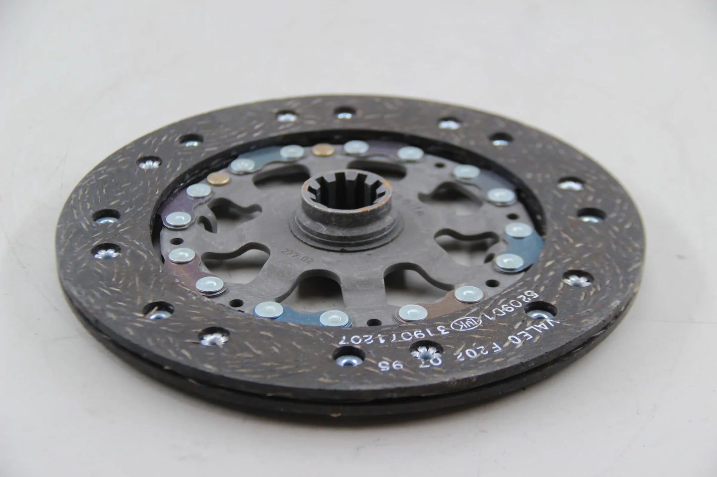 Original BMW E39 318d 320d E34 520d Kupplungsscheibe Mitnehmerscheibe 21214385043