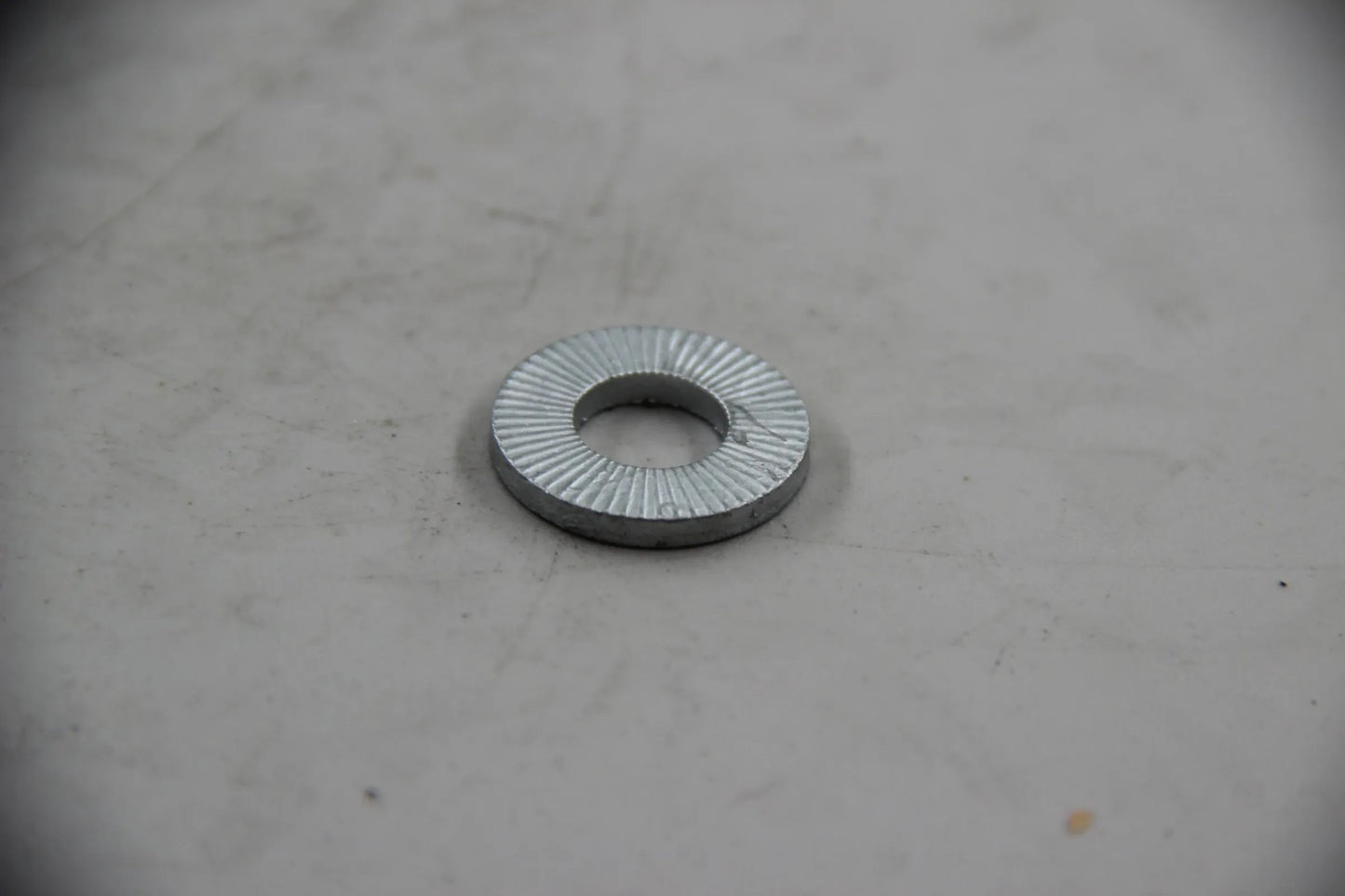 Original BMW E46 318i 320i 323i 325i 328i 330i Sicherungsscheibe 31106757145