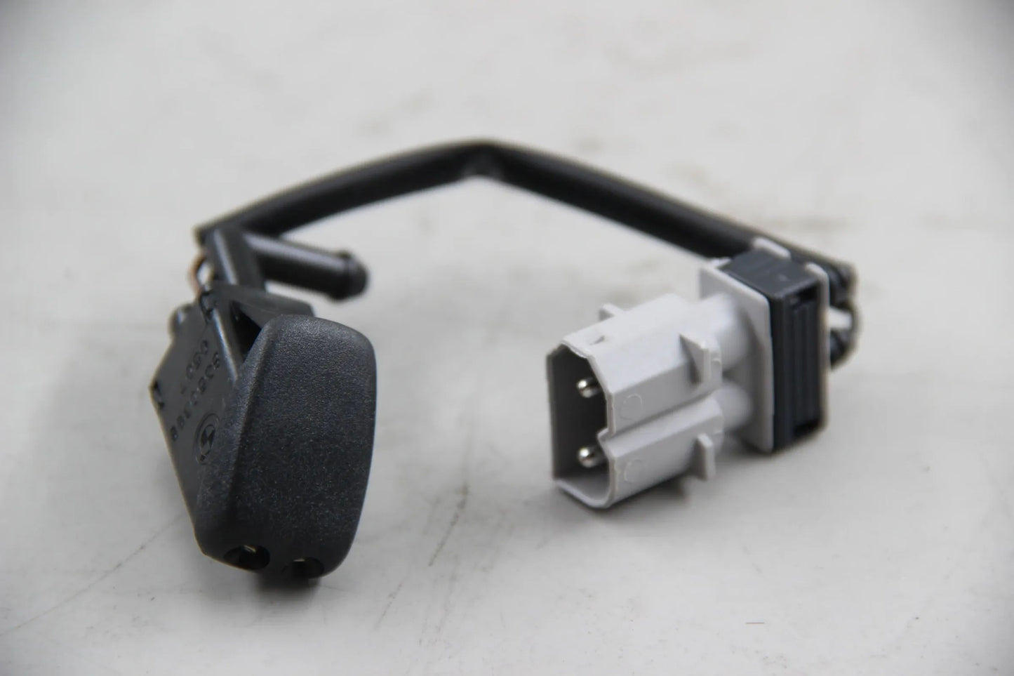 Original BMW E36 E34 E32 Z1 Z3 Spritzdüse heizbar 61668350355
