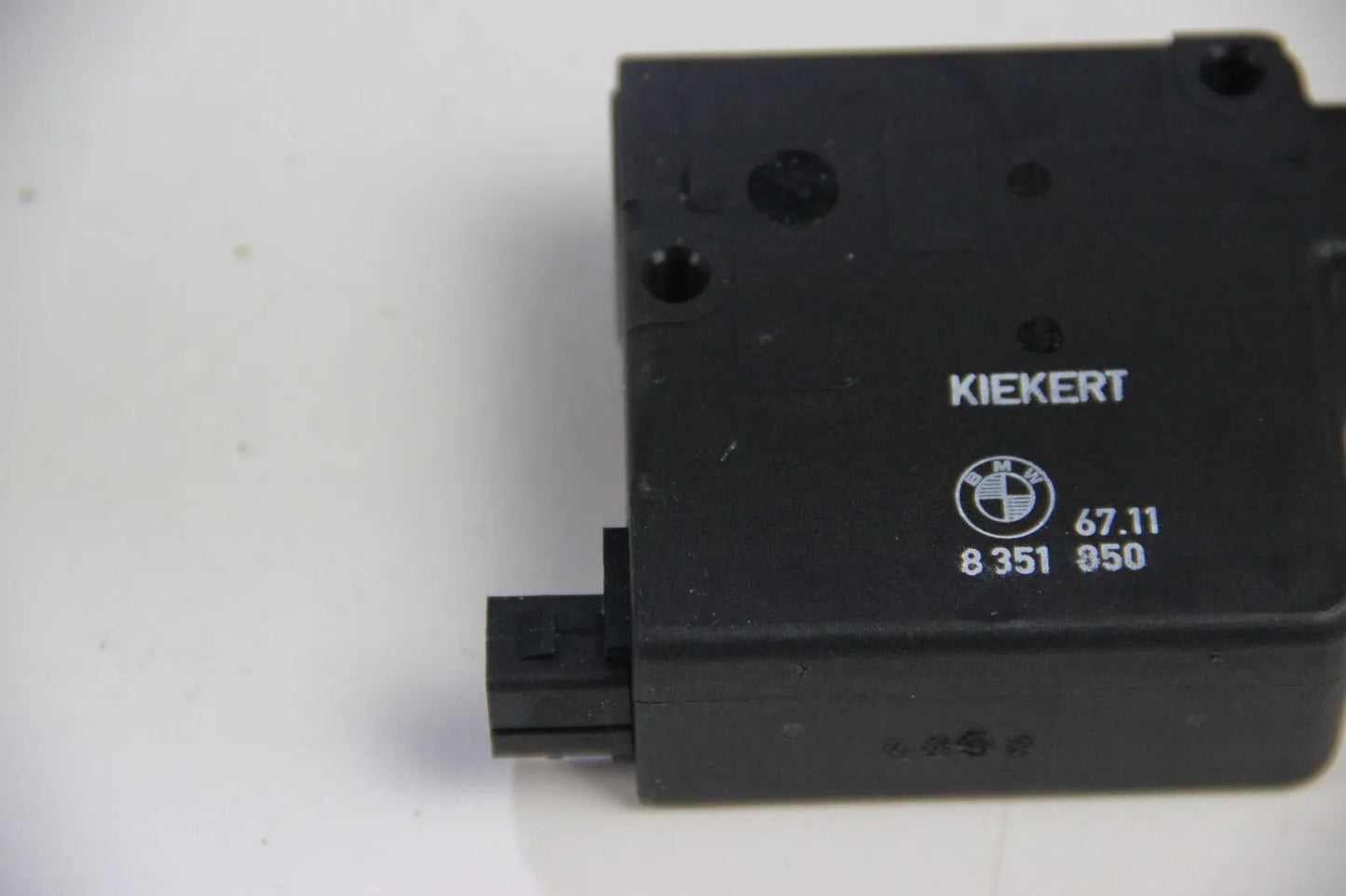 NEU BMW Original E34 Stellantrieb Heckklappe 67118351850 Zentralverriegelung