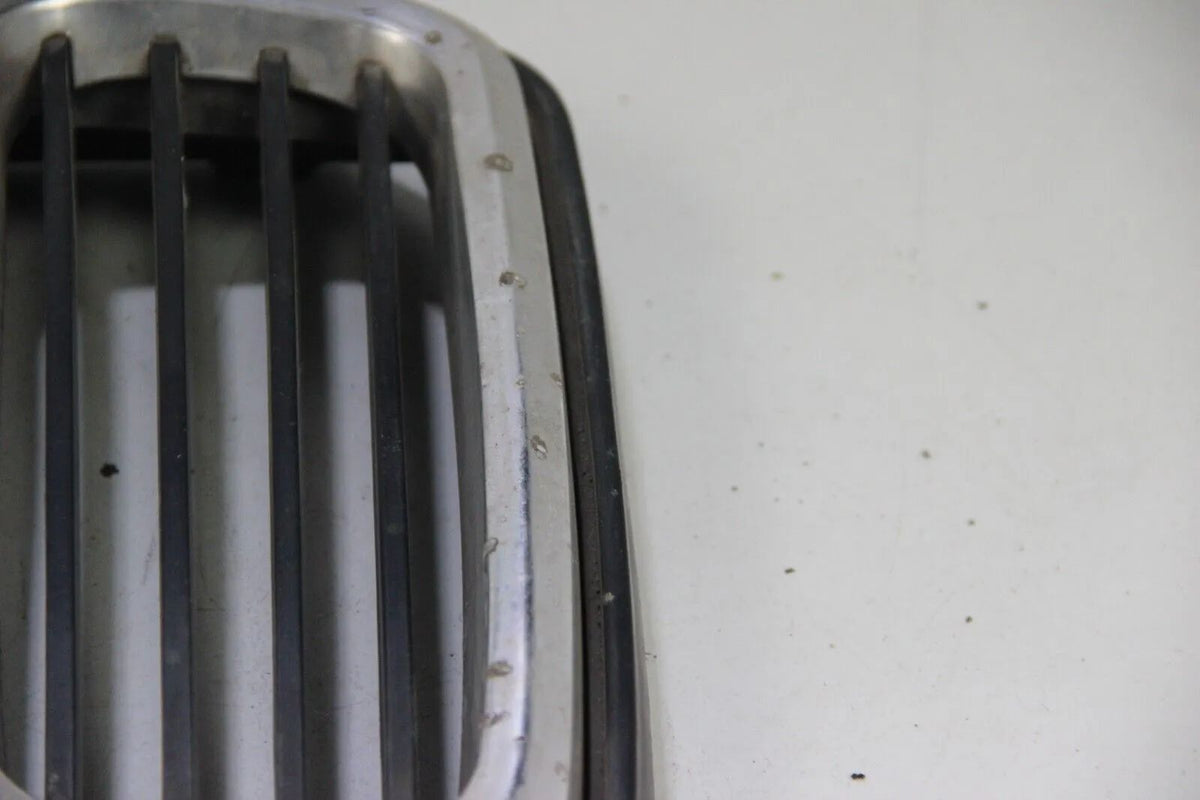 Original BMW E12 518i-535i M535i Niere Kühlergrill Kidneygrille 5er  1848104