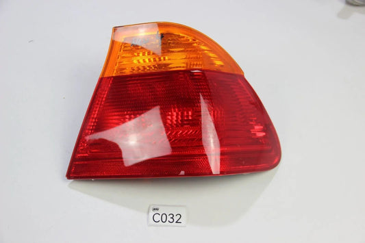 NEU Original BMW E46 Heckleuchte Seitenwand rechts 8364922 Rücklicht OEM 3er