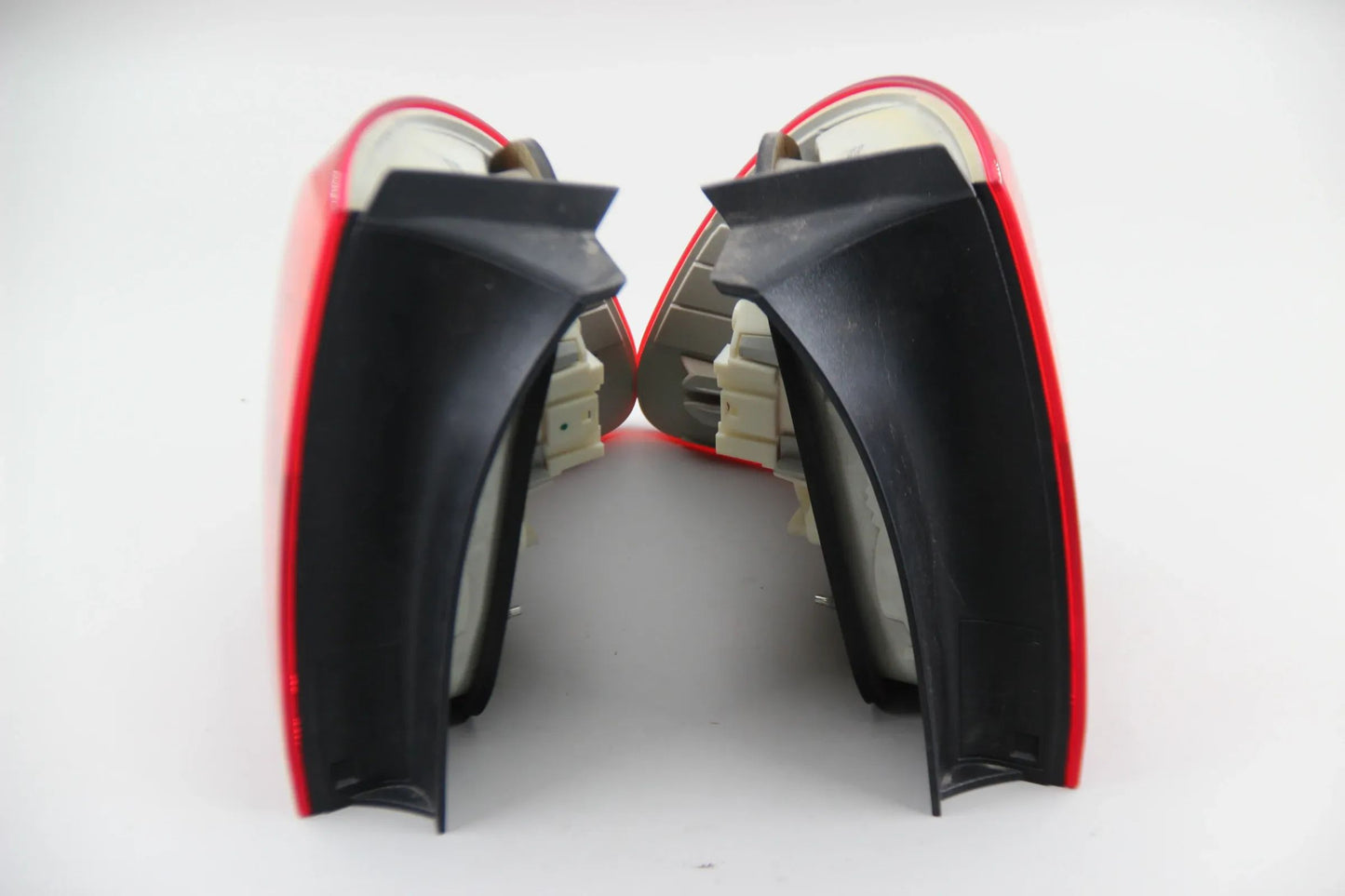 Original BMW E91 316i-335i Touring Heckleuchte Seitenwand Set NLA 63217154159