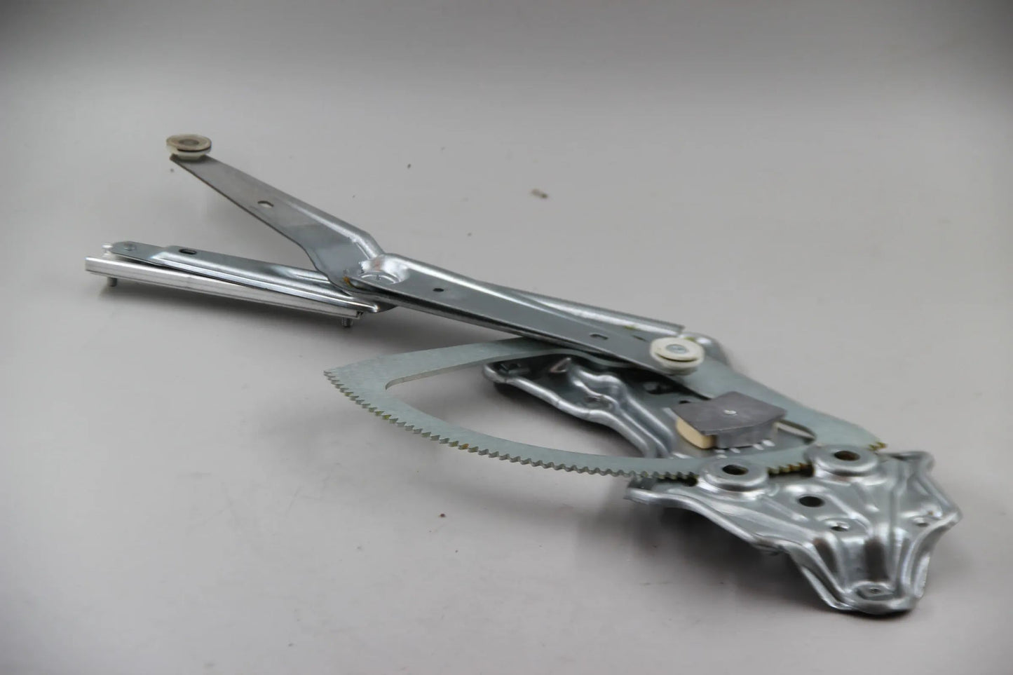 Original BMW E30 316i-325i M3 Elektr.Fensterheber vorne rechts 51321965078