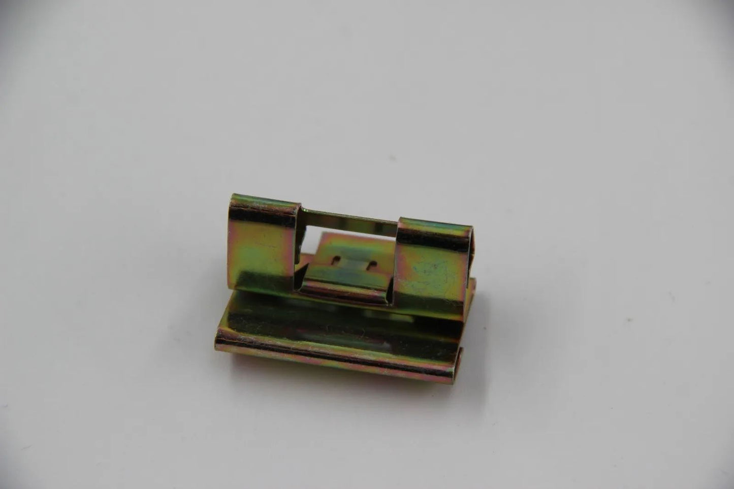 Orig BMW E34 M5 /3.6/3.8 E32 750iLS Klammer Türdichtung vorne 5Stk. 51211928189