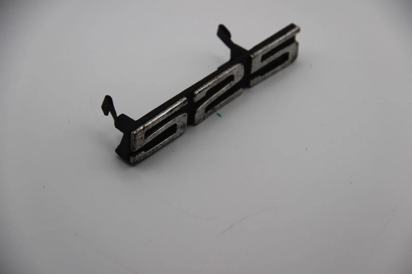 Original BMW E12 525 Kühlergrill Modellbezeichnung Emblem Badge Schriftzug