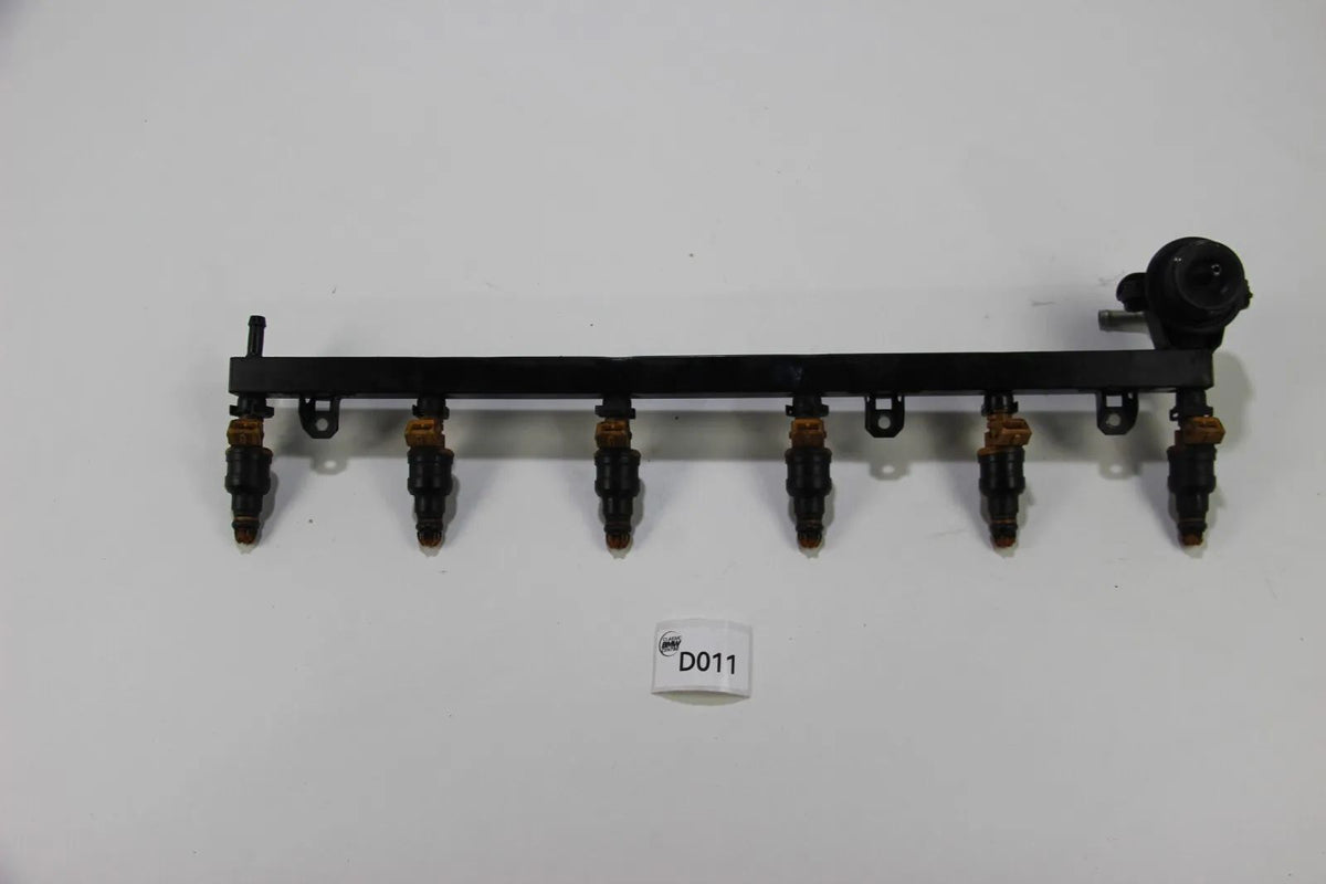 Original BMW E34 535i Einspritzleiste Fuelrail mit Injektoren Benzin OEM 5er