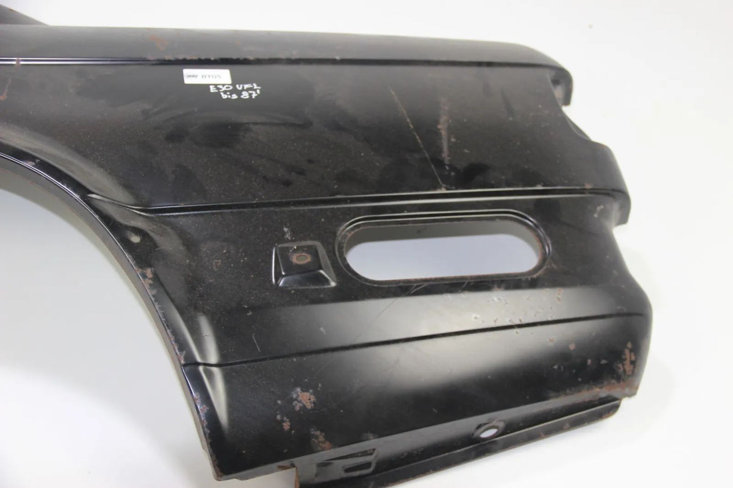 Original BMW E30 VFL 2 Türer Seitenwand hinten links Quarter Panel 41351935421