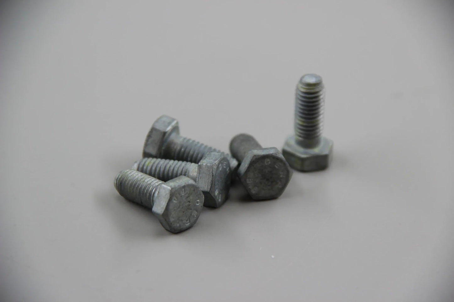 BMW E10 E21 E30 E12 E24 E23 E31 5x Sechskantschraube M8X20-ZNS NOS 07119901120