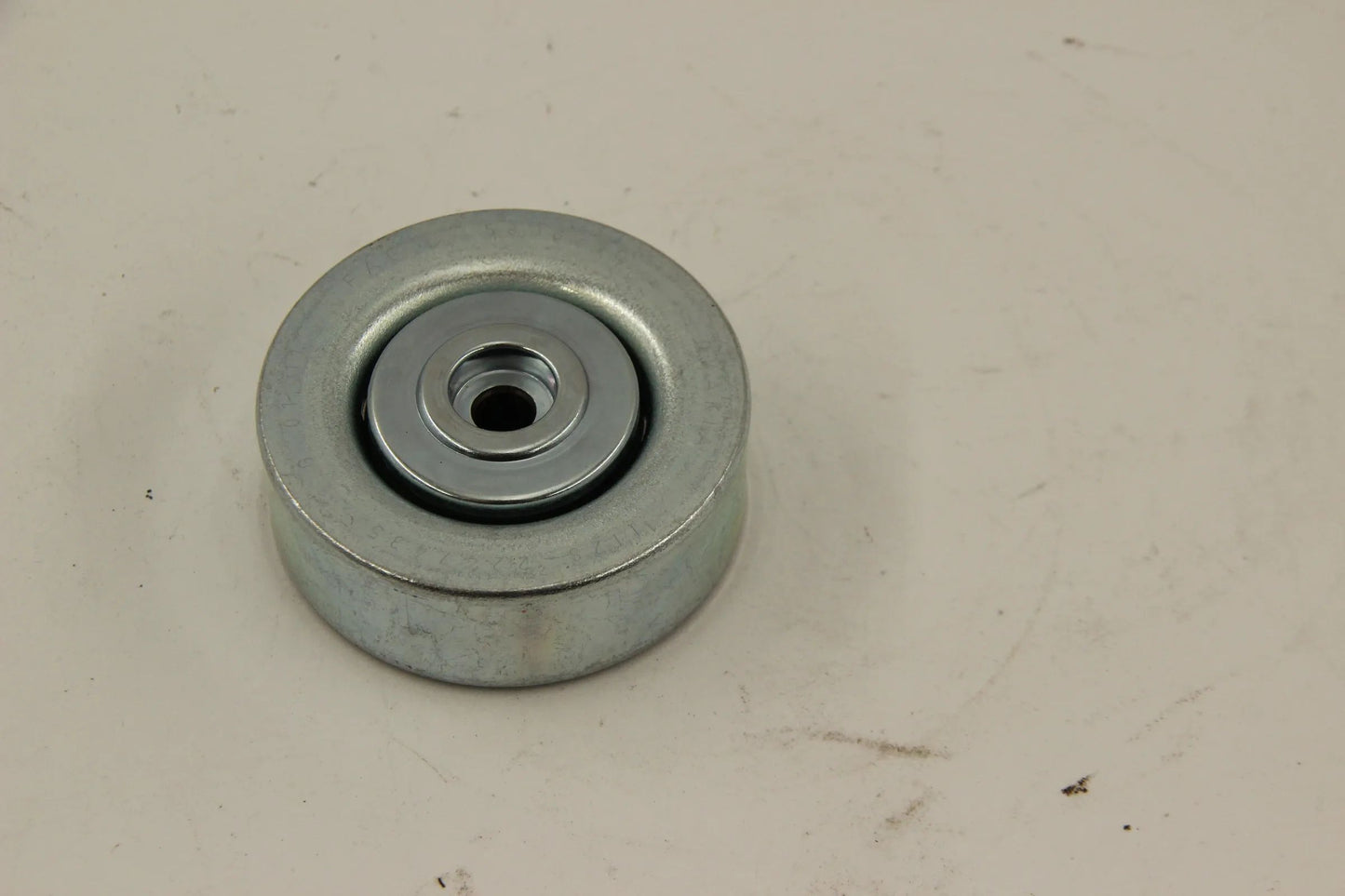 Original BMW E46 E39 E38 E53   Rolle Riementrieb Wasserpumpe  11282247435