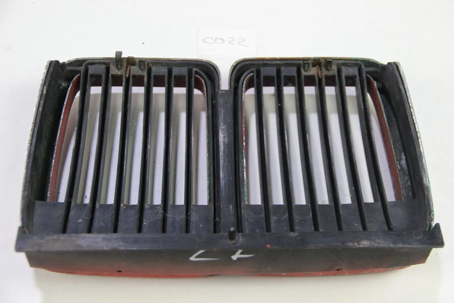 Original BMW E30 Niere Kidney Grille Kühlergrill 51131884350 3er 316i-325i M3