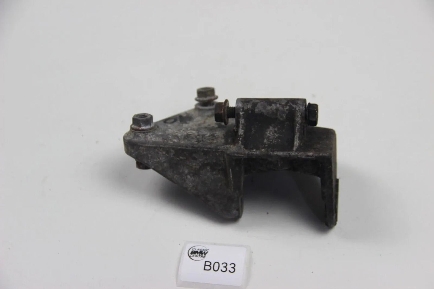 Original BMW E30 E21 Z1 E28 Halterung Lichtmaschine Generator M20 1264645