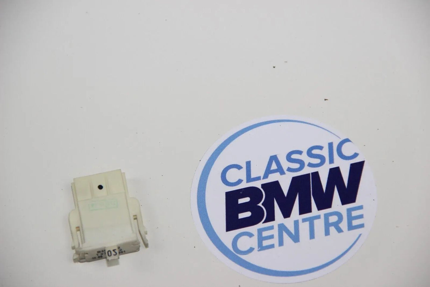 BMW E30 Codierstecker 02 1377362  Coding Plug Kombiinstrument 3er 318i M10 3er