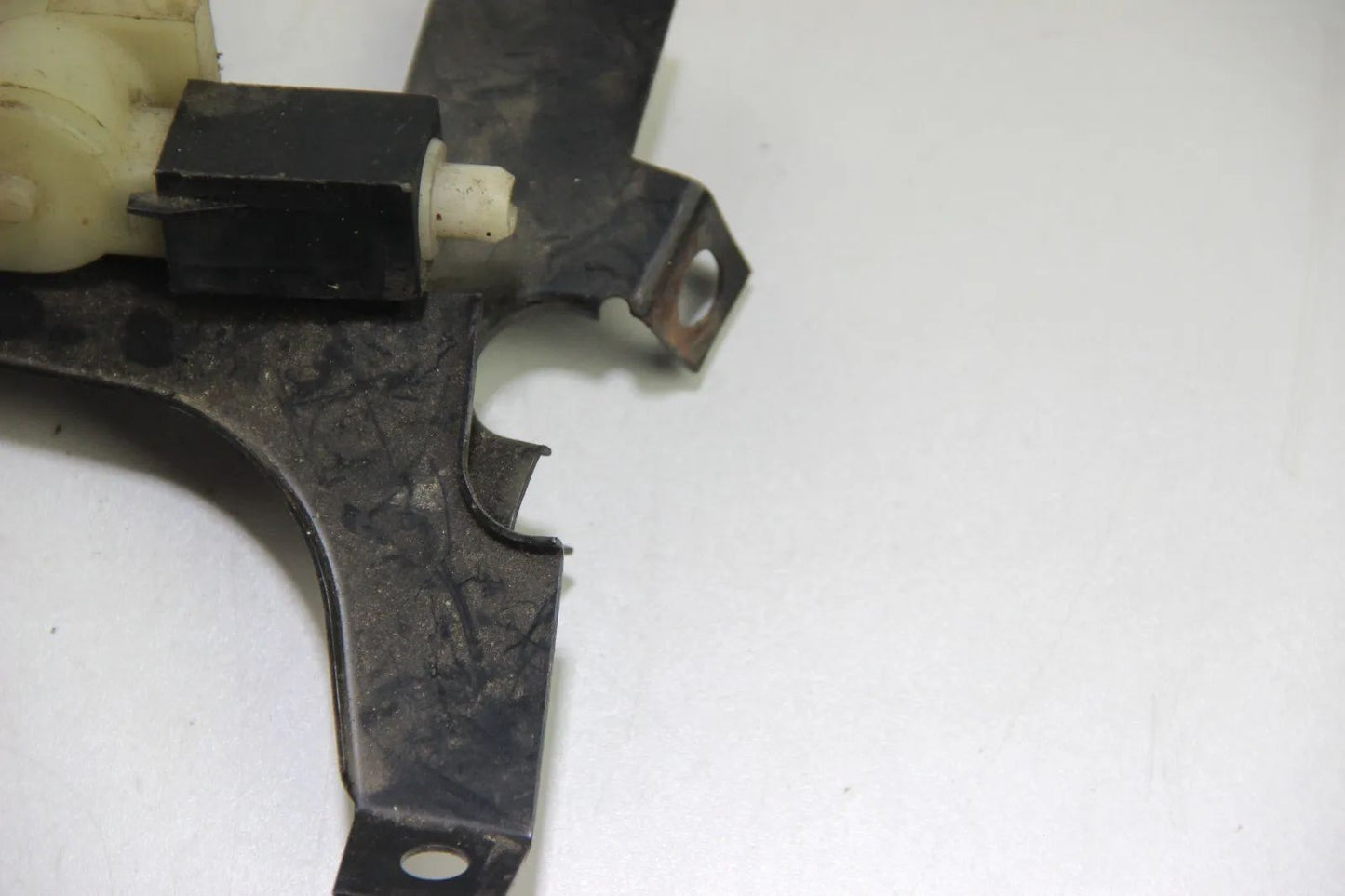 Original BMW E30 3er Stellantrieb Zentralverriegelung Tankklappe 51261372572