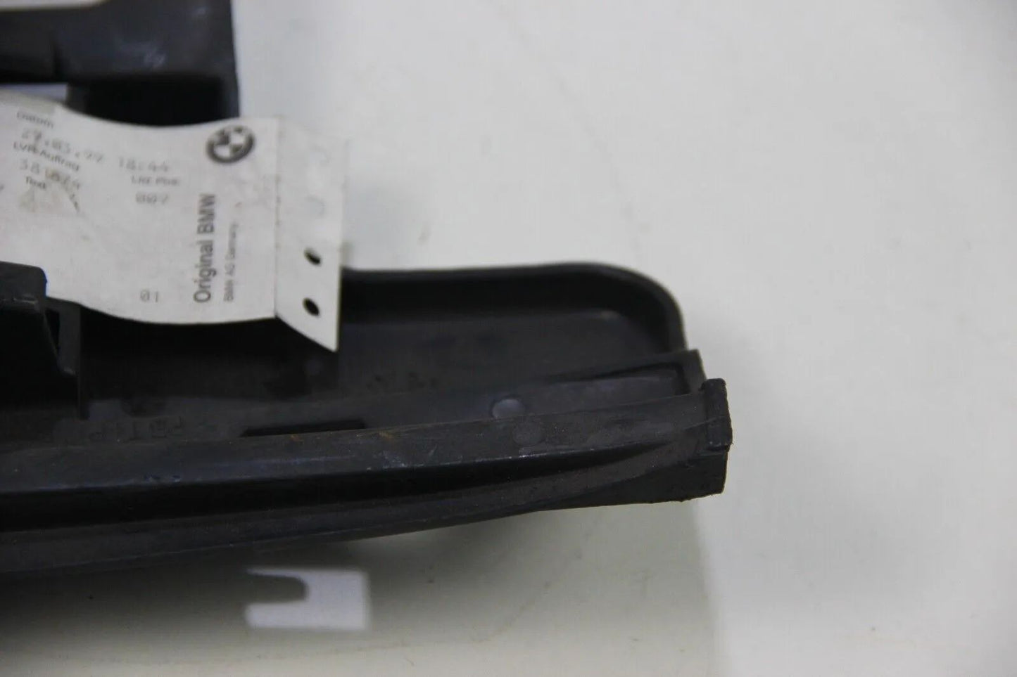 Original BMW E38 7er Einlage rechts Stossstangenhalterung Bracket 51118125308