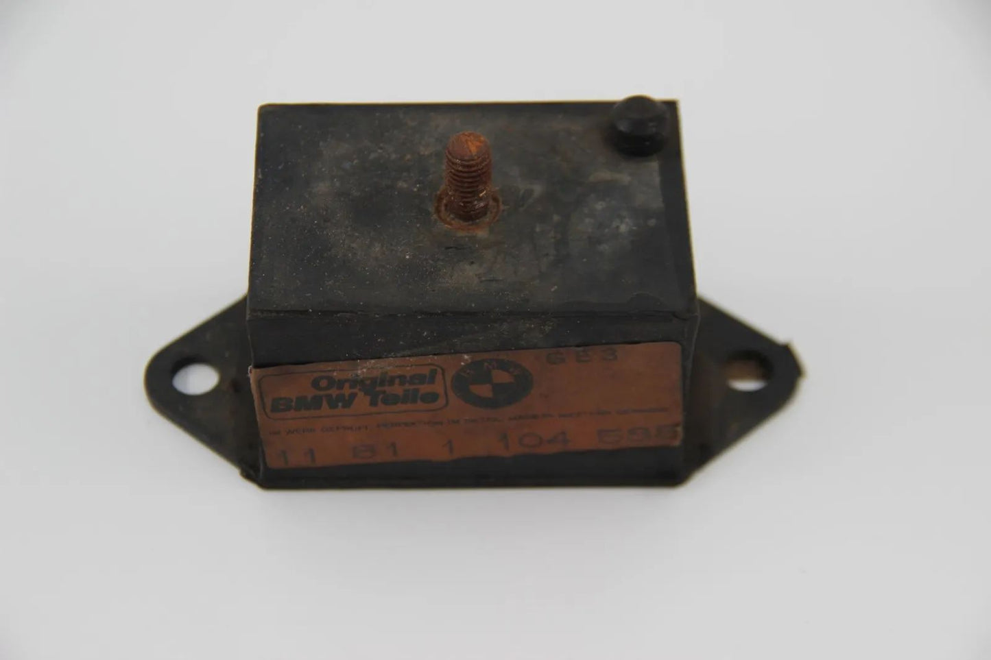 Original BMW E10 M10 Neueklasse M10 4-Zyl Gummilager rechts NOS 11811104588