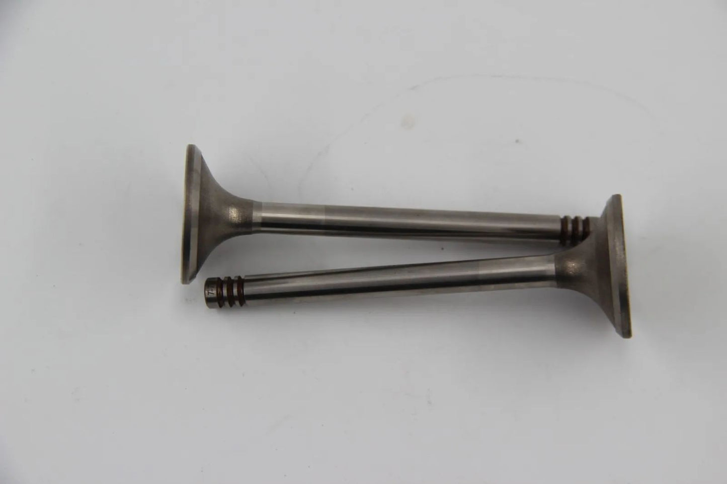Original BMW E10 M10 NK 4Zyl E30 E12 E28 Auslassventile 35,0/8,00MM 11341251498