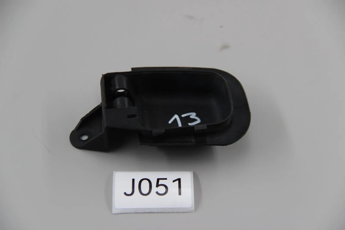 Original BMW E36 Z3 Türöffner innen rechts innen-plastik schwarz 51211977540