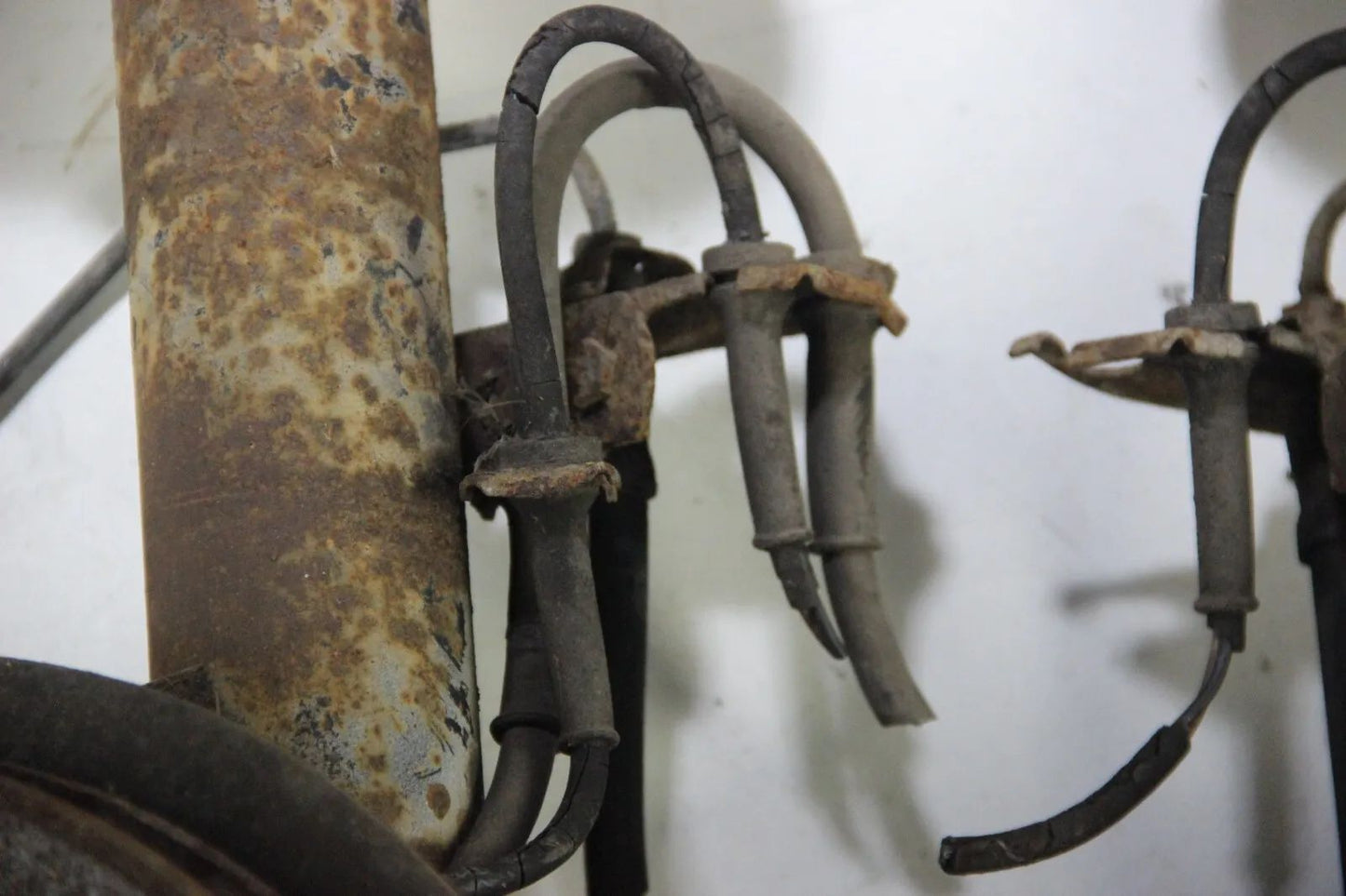 Original BMW E24 635csi 6er Federbeine vorne Struts links Rechts left and right