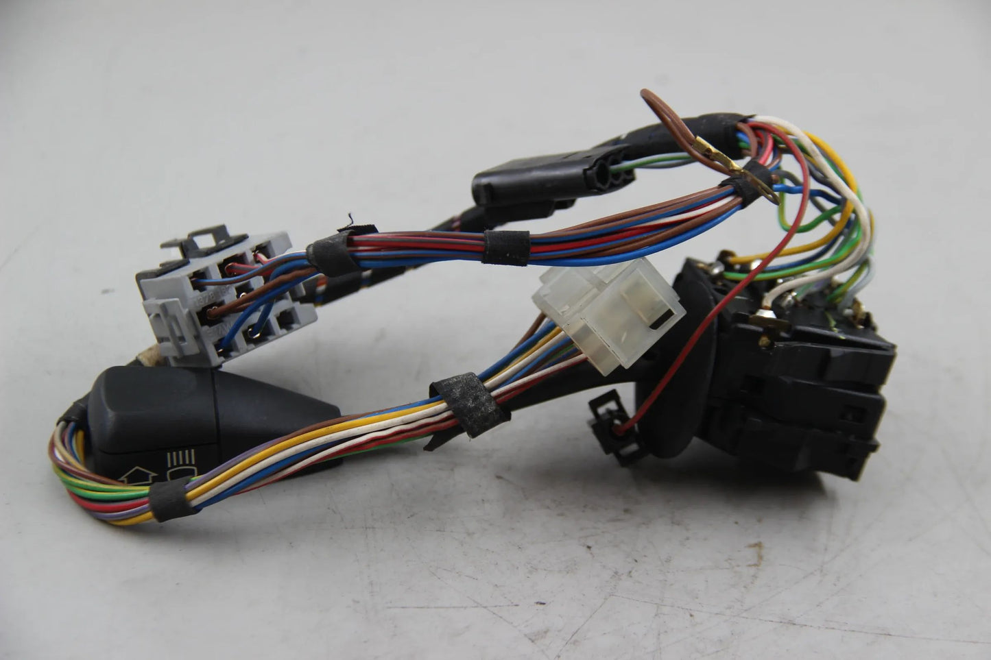 Original BMW E32 730i M30 Limousine Schalter Blink-Abblend-Fernlicht 61311378870