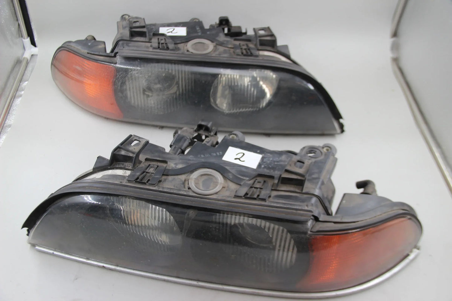 Original BMW E39 5er Scheinwerfer rechts und links 0301089275