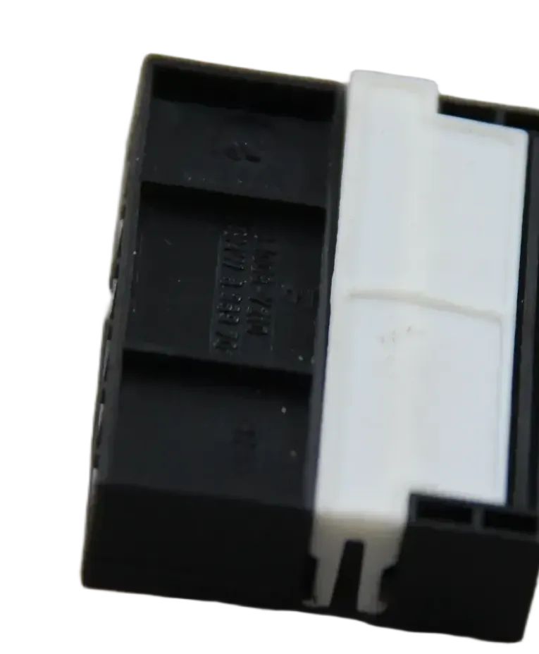 Original BMW E46 E90 E91 E92 E93 E39 E53 Buchsengehäuse 6 POL. 61138369702
