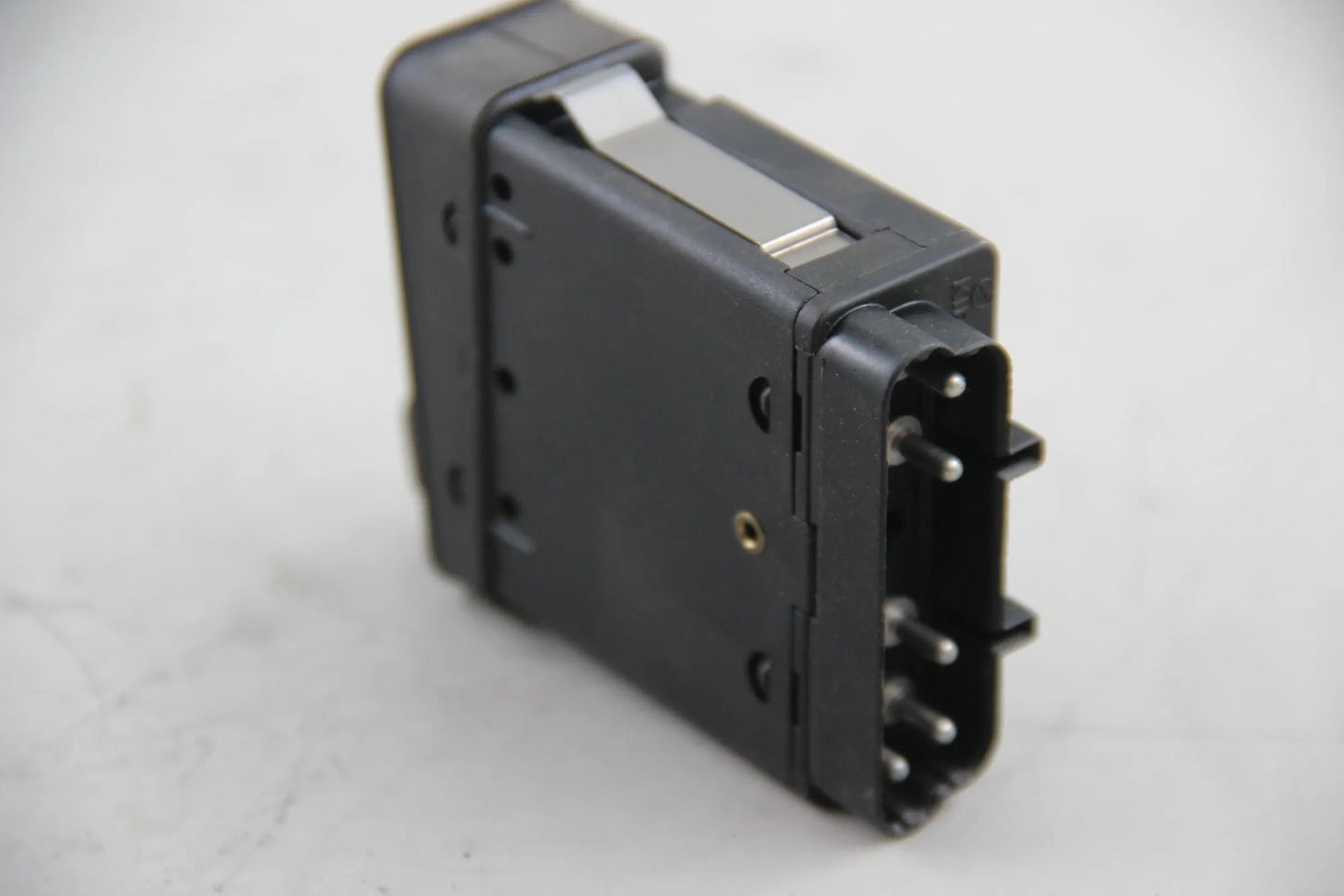 Original BMW E34 Schalter Nebelscheinw./Nebelschlusslicht NOS NLA 61311384007