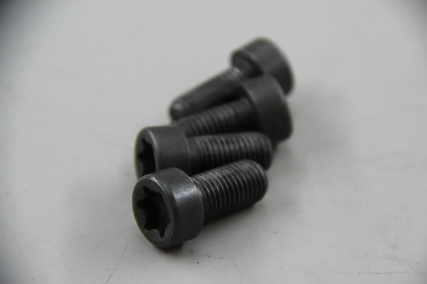 Original BMW E81 E90 E93 E60 E61 E63 E64 4x ISA-Schraube M12X1,5X25 11227520706