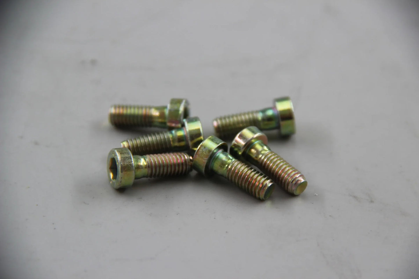 Original BMW E21 E30 E12 E28 E24 E23 E32 6x Zylinderschraube M6X16 07119919712