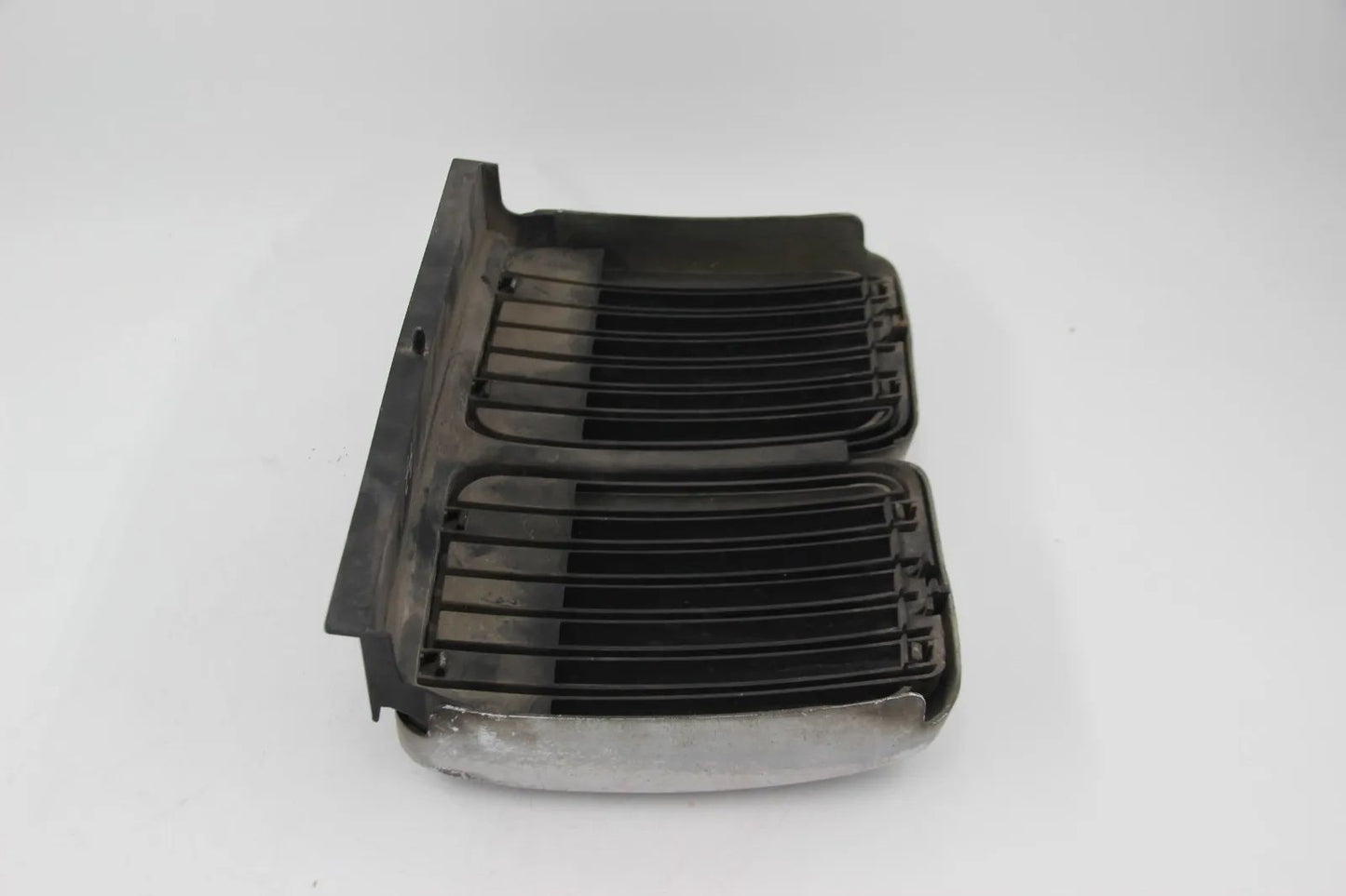 Original BMW E30 316i-325i M3 Ziergitter Niere Vorne Grille Chrom 51131884350