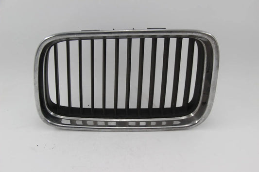 Original BMW E36 3er 316i-328i Ziergitter Niere Vorne Links Chrom 51138122237