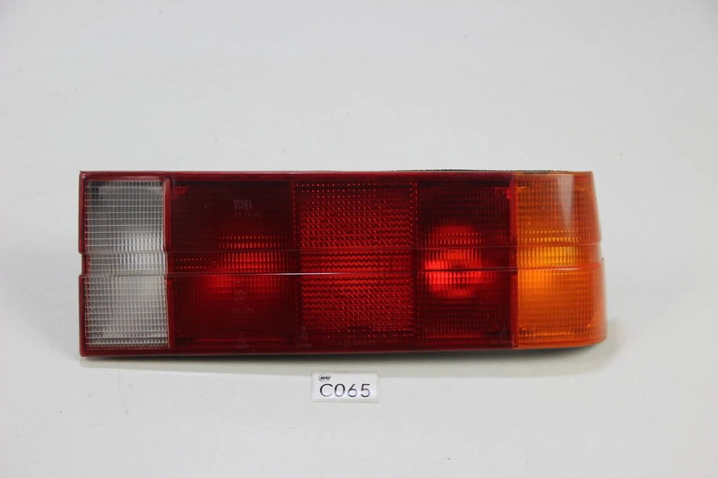 Original BMW E30 VFL 316i-325i M3	Rückleuchte Heckleuchte Rechts NSL	1370676