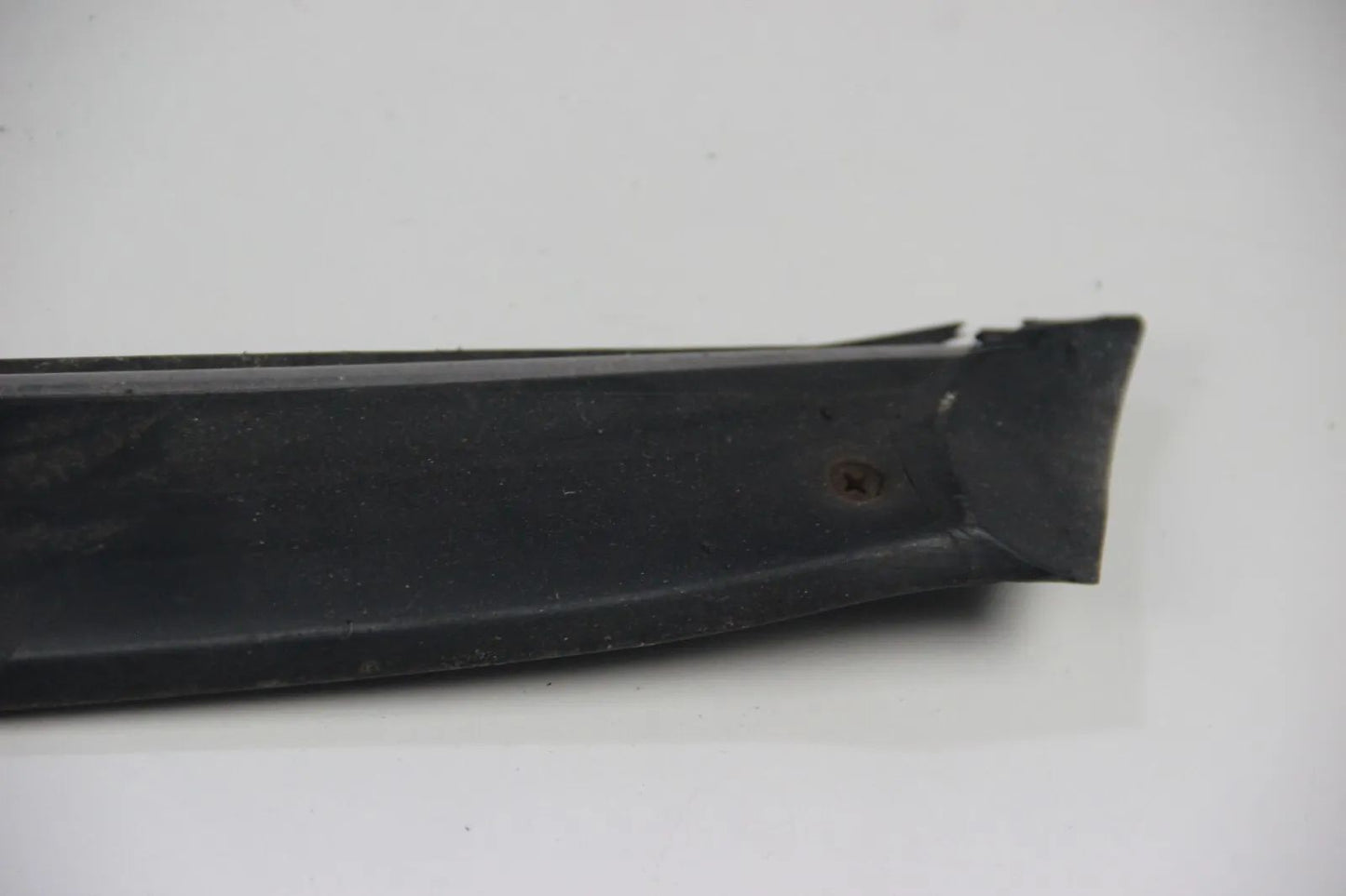 Original BMW E28 518i 520i 524d 528i  Stossleiste links 1871697 Zierleiste 5er