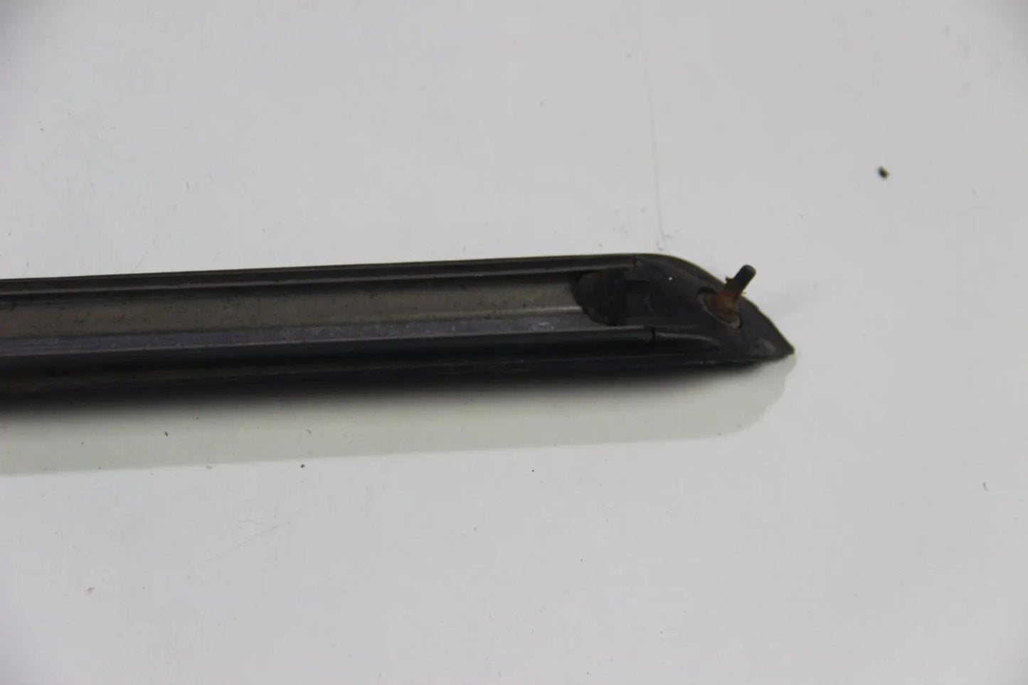 Original BMW  E30 Stossleiste Seitenwand 2-Türer VFL hinten links 316i-325i 3er