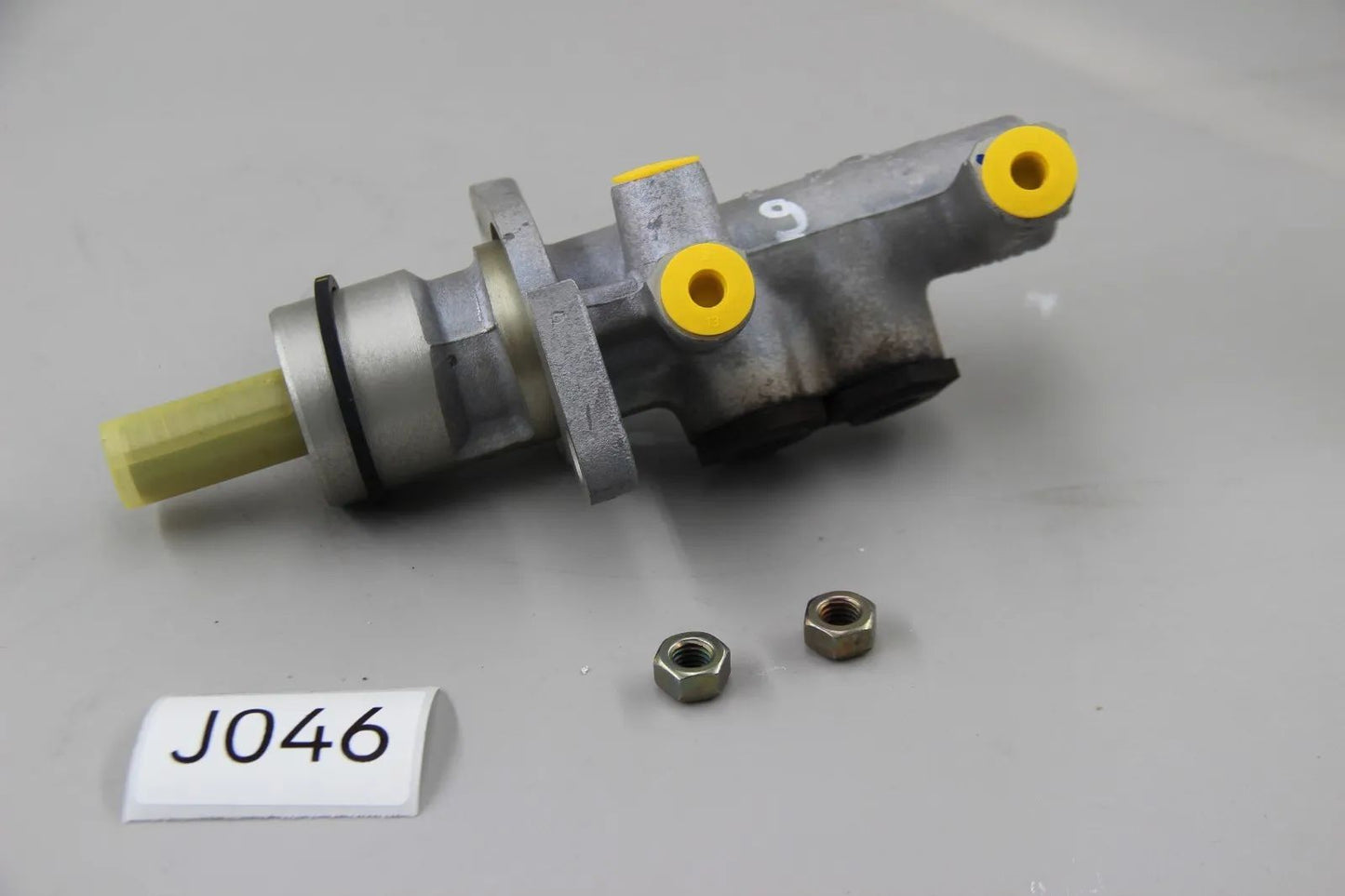 Original BMW E36 316i 1.6 318i 320i 325td Hauptbremszylinder NOS 34311161860